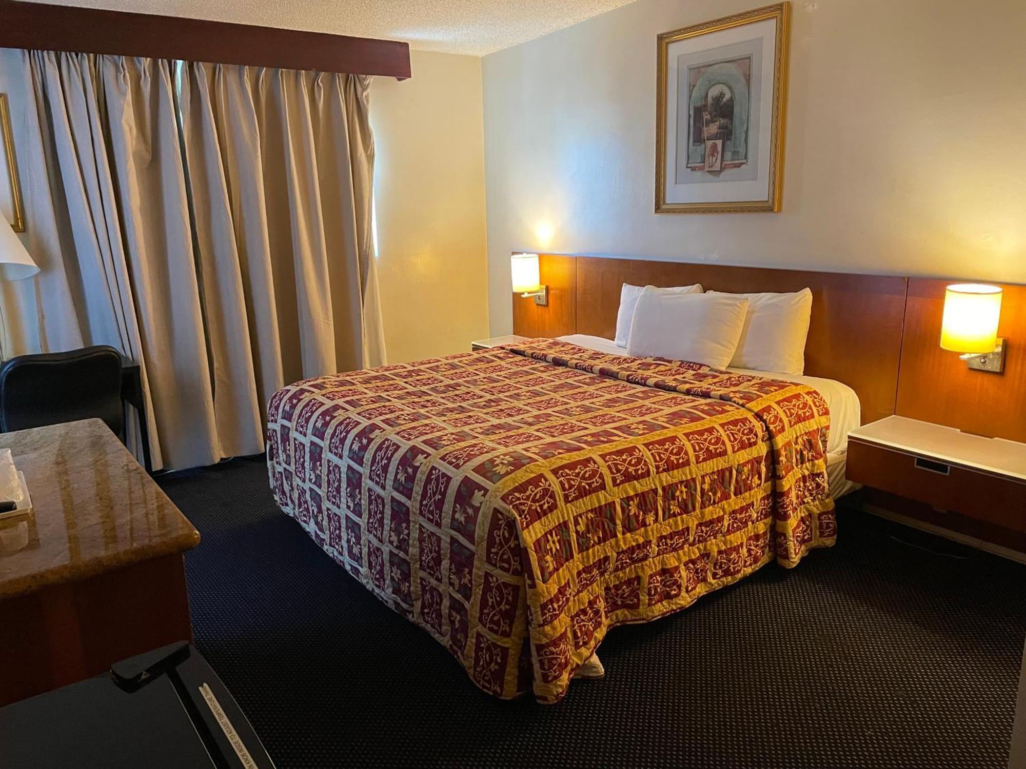 Grand Inn Фуллертон Экстерьер фото