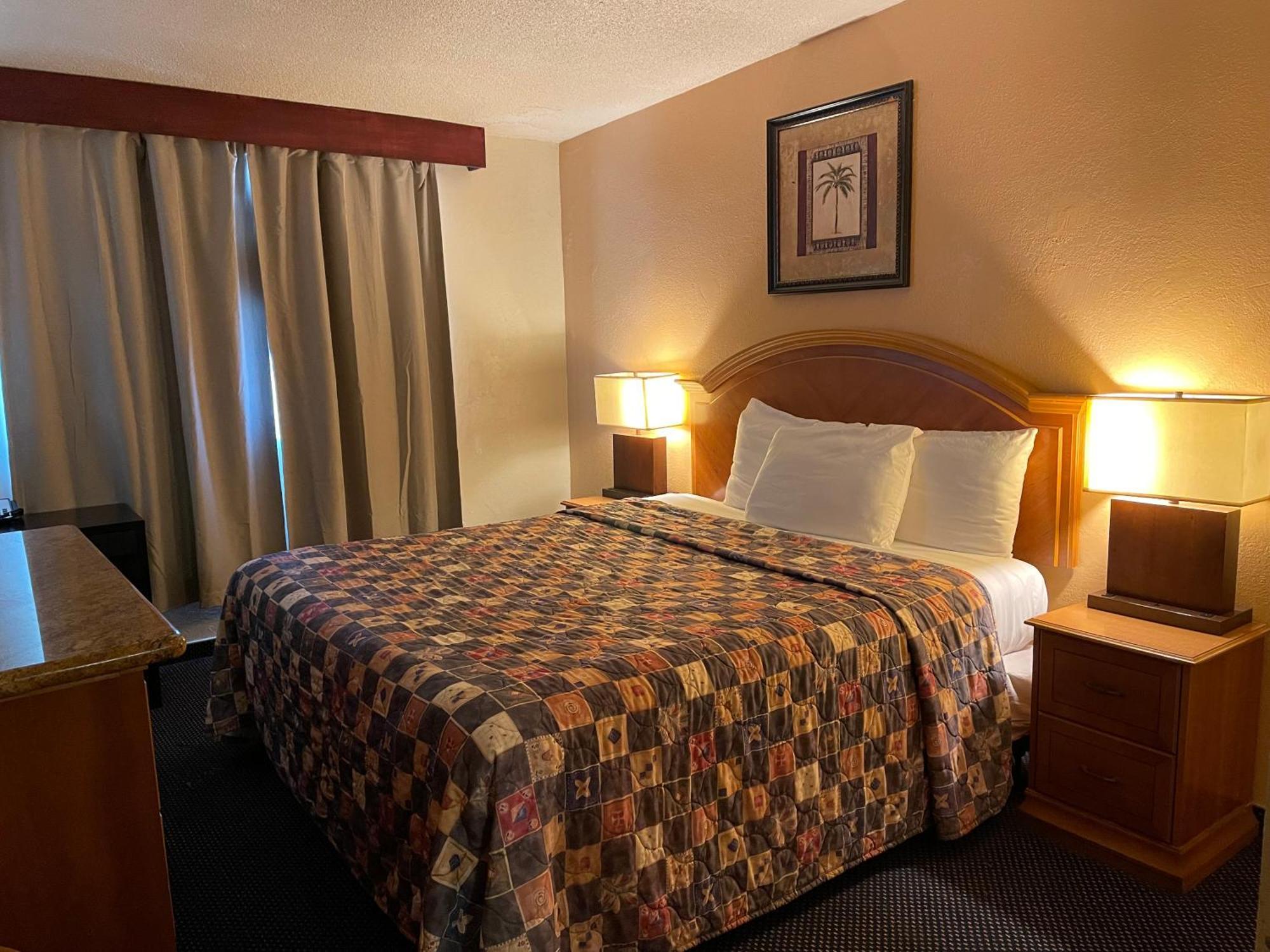 Grand Inn Фуллертон Экстерьер фото