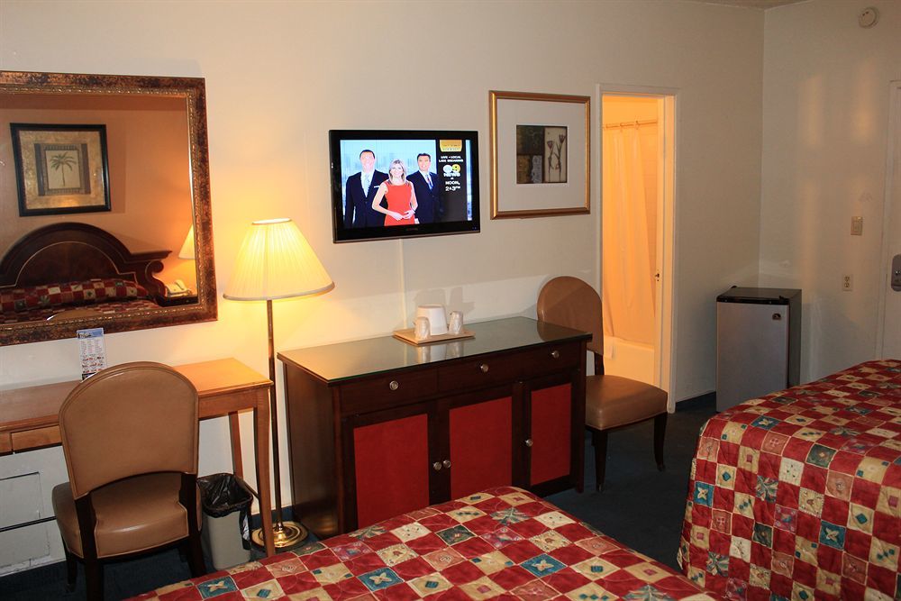 Grand Inn Фуллертон Экстерьер фото